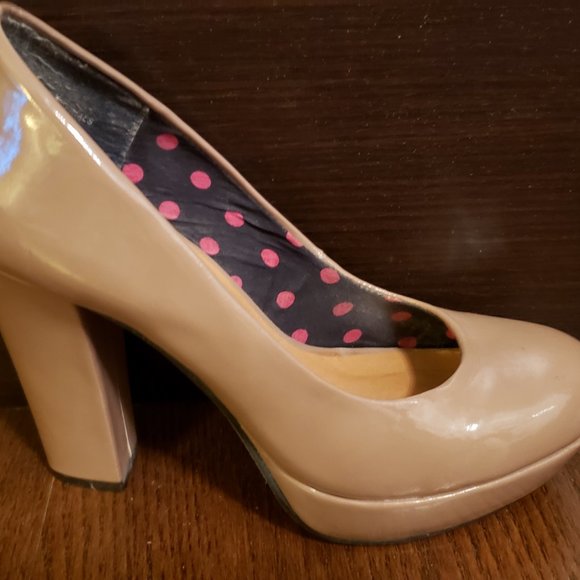 Chunky Heel Madden Girl Pump Shoes (Blush) - Picture 3 of 7